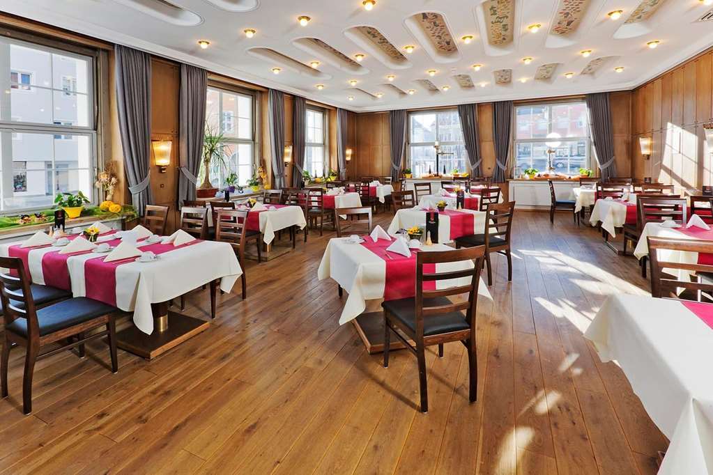 Akzent Brauerei Hotel Hirsch Отобойрен Ресторант снимка